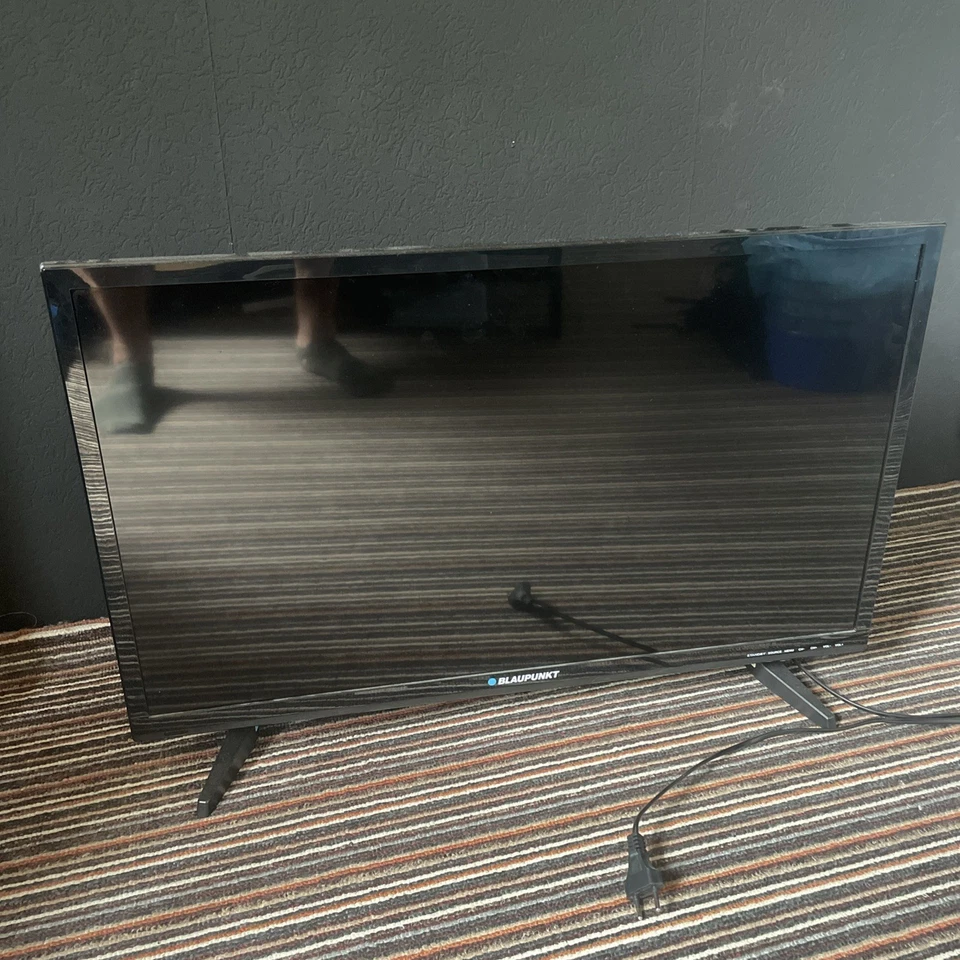 Blaupunkt 32 Zoll LED TV Guter Gebrauchter Zustand Fernseher - Bild 1 von 4