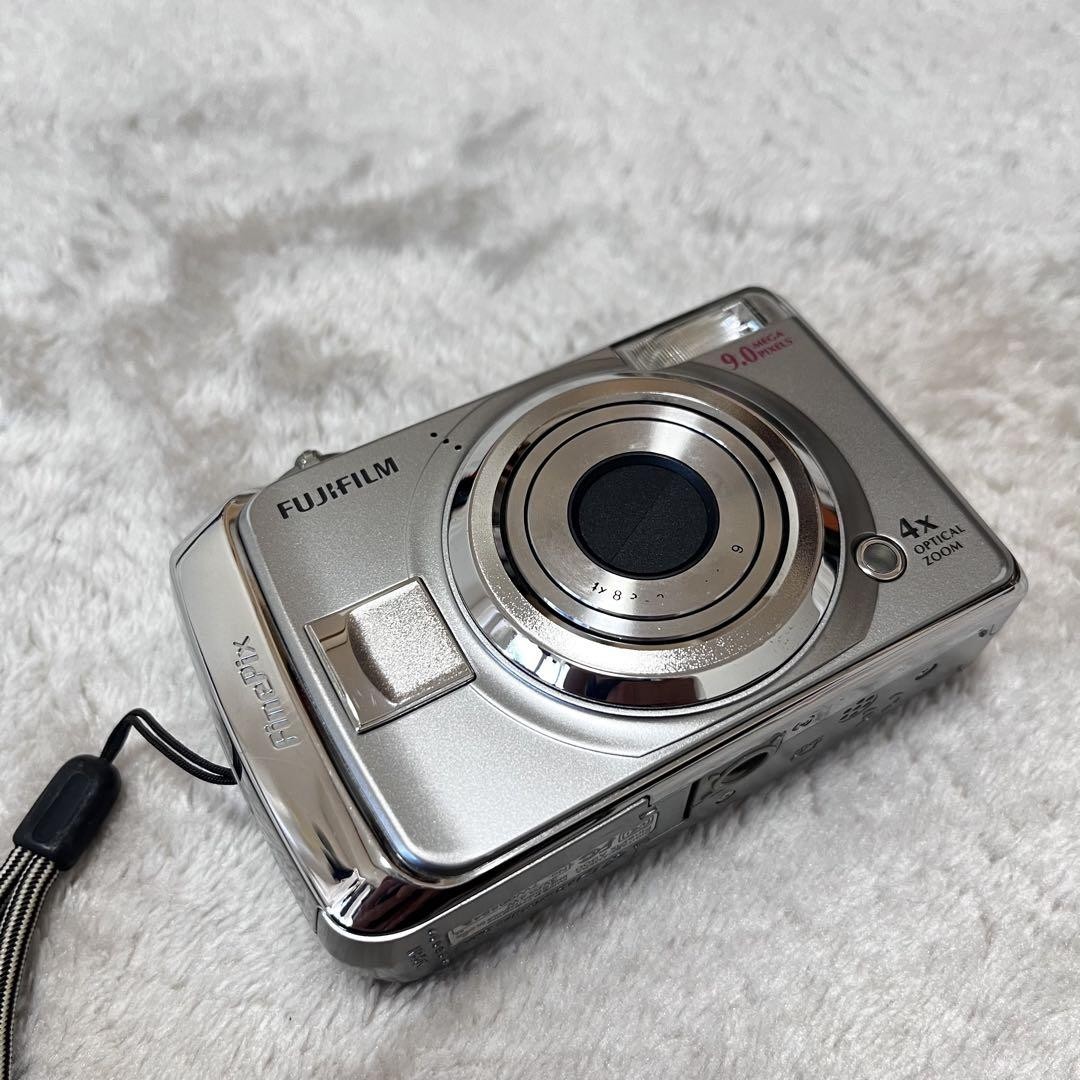 いもむし！FinePix A900 動作OK!c25087 Fujifilm FinePix A900 Compact Digital Camera Silver Used 8.3