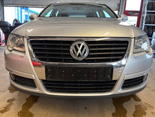 Stoßstange vorne VW Passat 3C Reflexsilber LA7W Stoßfänger silber