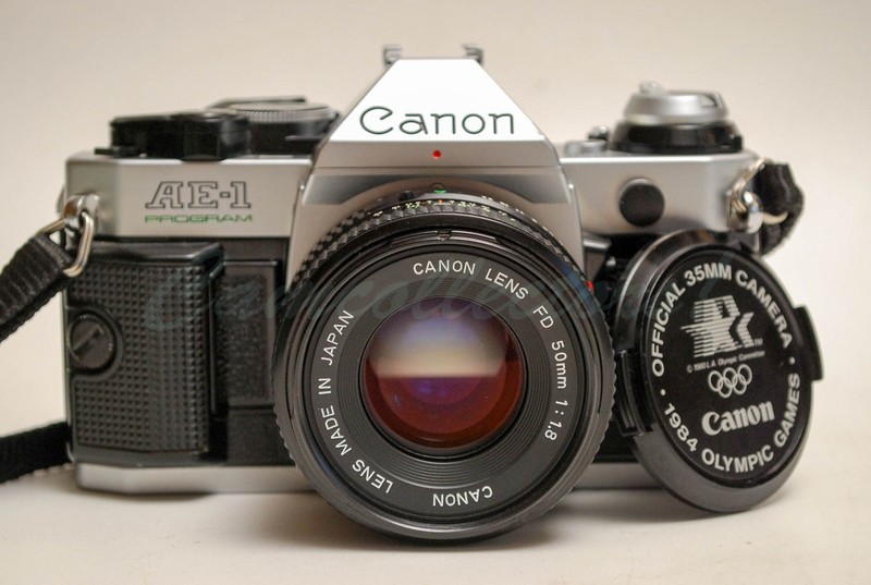 Canon AE-1 Program 35mm Film Camera w/Canon FD 50mm f/1.8 Lens-Excellent conditi