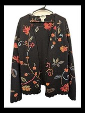 Vintage 90s style Embroidered Floral Black Cardigan
