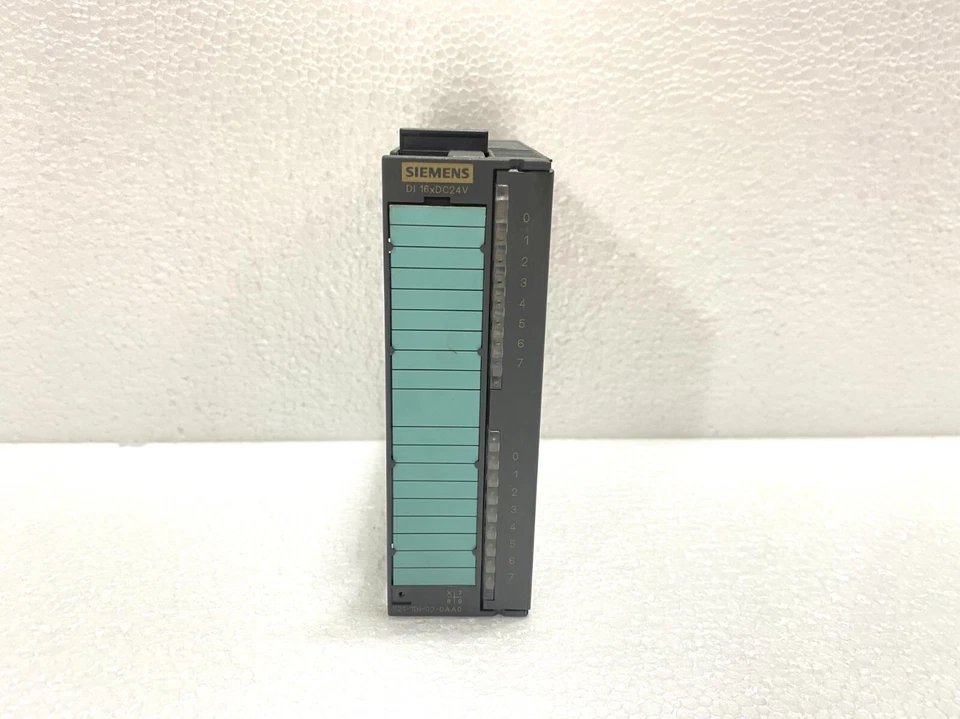 Siemens 6ES7 322-1BH02-0AA0 Digital Input Module S7-300 6ES73221BH020AA - Image 2 of 4