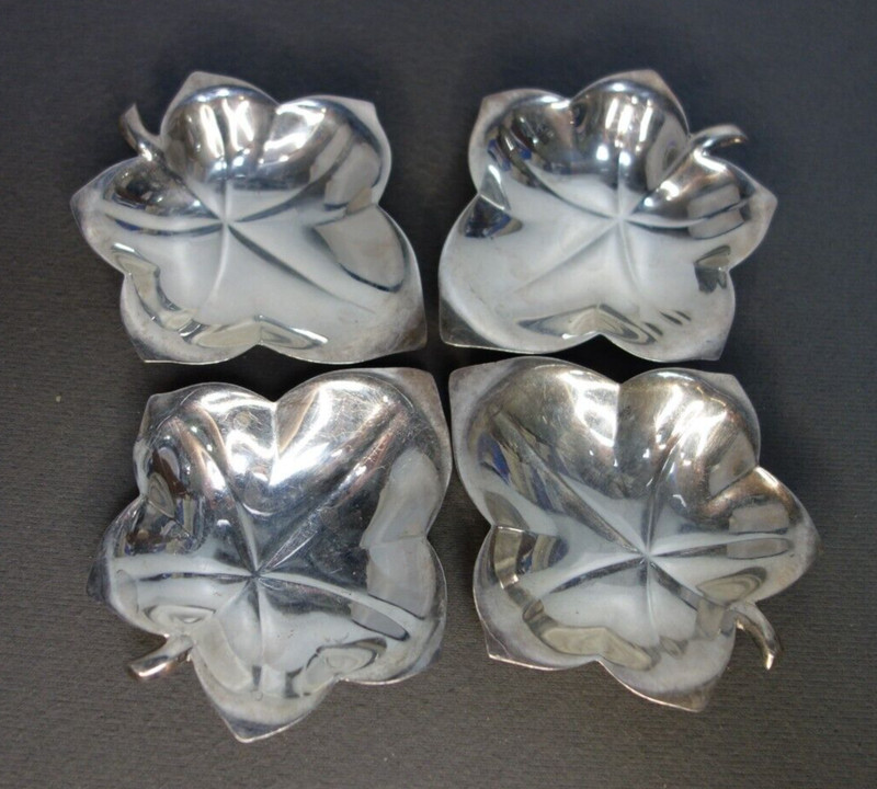 Tiffany & co Set of 4 Midcentury Modern Sterling Leaf Nut Dishes