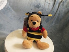 The Disney Store 8  Mini Bean Bag Bumble Bee Winnie The Pooh - New