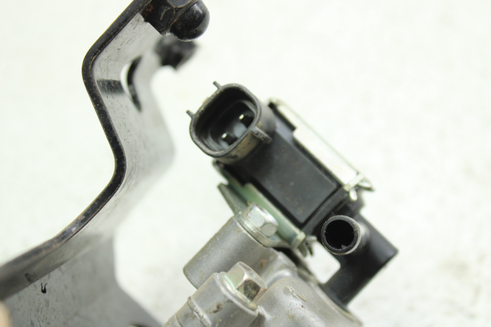 2009 Honda Ruckus OEM PVC Control Solenoid Valve With Bracket B4421 eBay