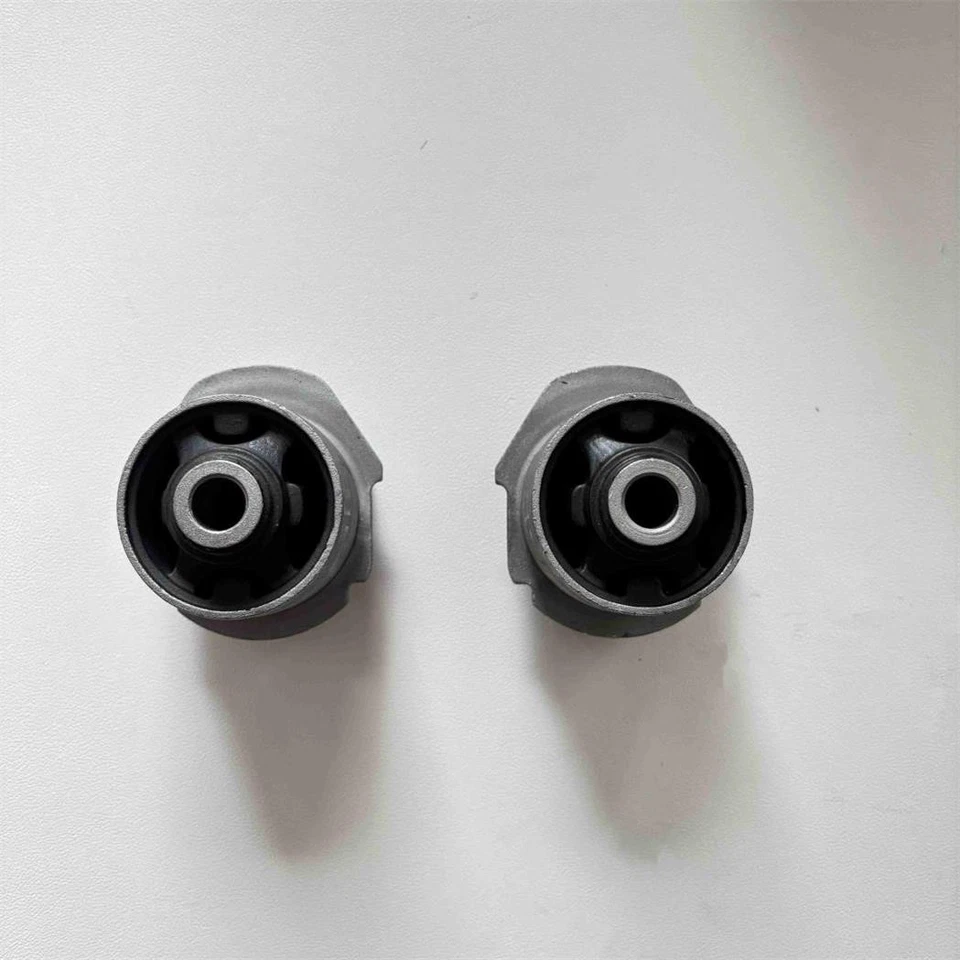 Rear Axle Crossmember Bushing for 00-06 Toyota Echo Yarix Scion XB Foto 3 de 4