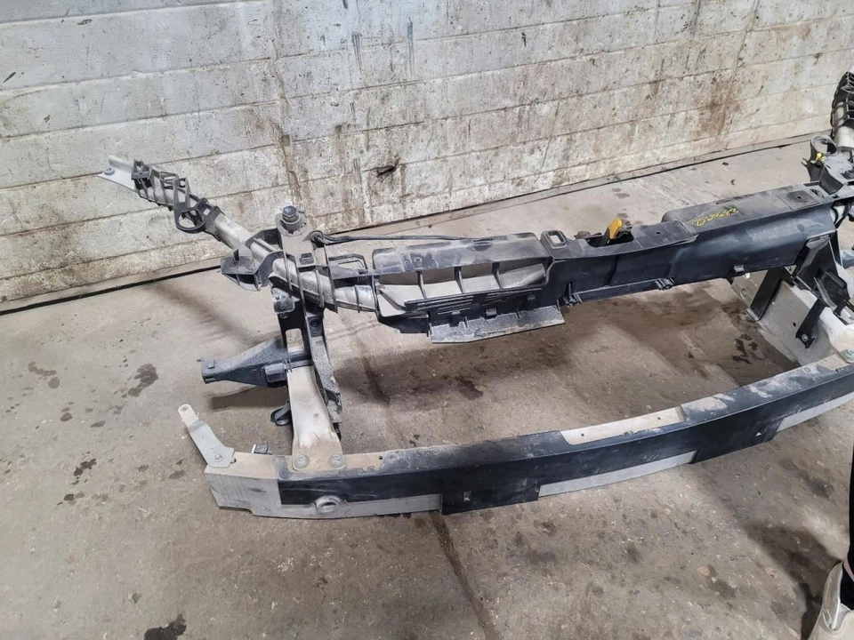 (ТОЛЬКО МЕСТНЫЙ ПИКАП) Основная поддержка радиатора подходит для 17-19 INFINITI QX30 2052754 - Изображение 2 из 4