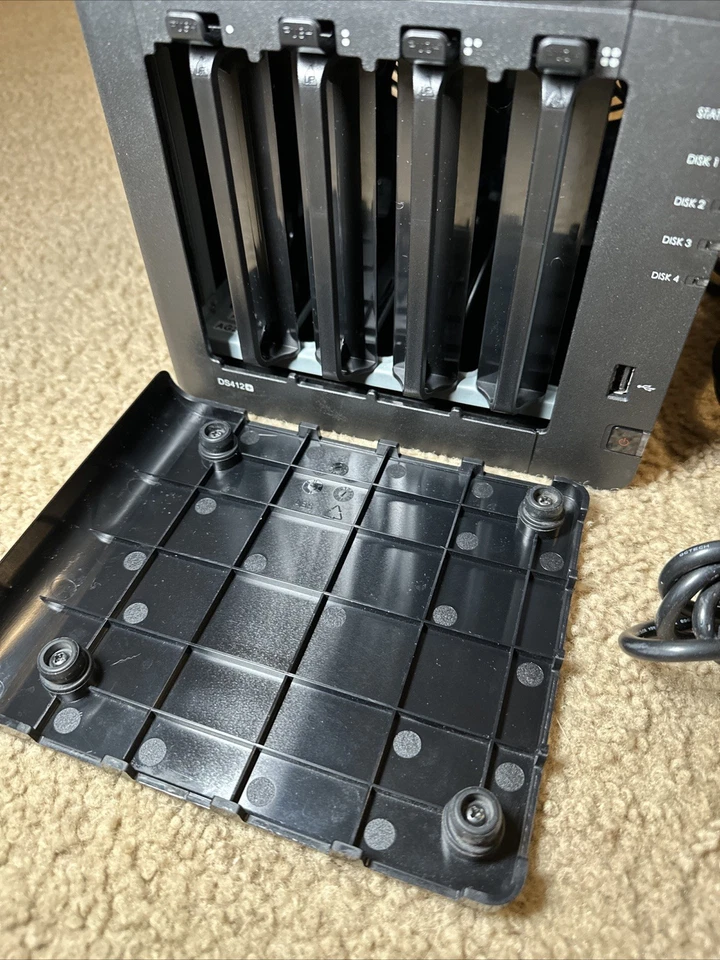 Synology DS412+ 4-Bay NAS Enclosure – PSU, Trays, (No Drives) - Image 2 of 4