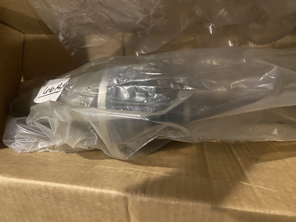 Mercury Cougar 2002 completo DS CV eje 6 cilindros transmisión estándar eje Detroit 66AM Foto 3 de 4