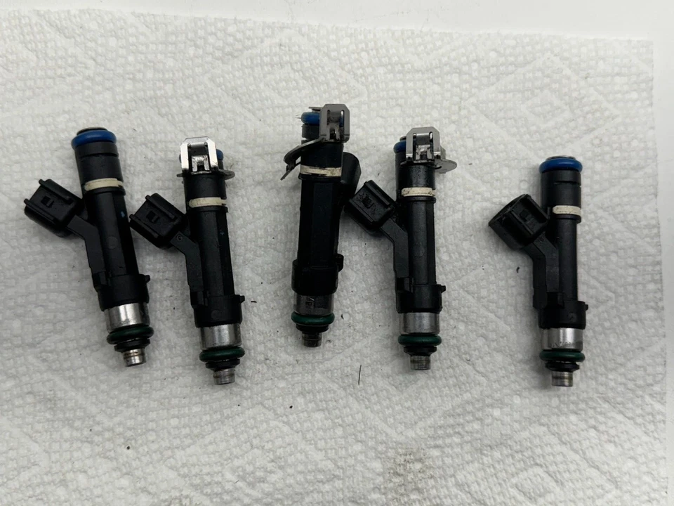 Inyectores de combustible originales Bosch 5 piezas para Ford Lincoln Mercury Escape Fusion 2.5 Foto 3 de 4