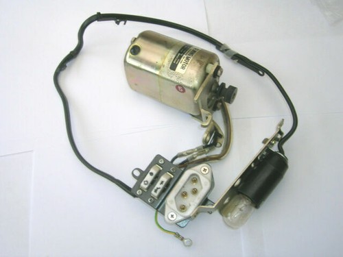 PLAQUE AIGUILLE ELNA 3002/3004/3006