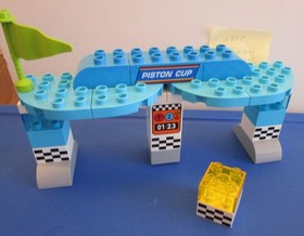 LEGO DUPLO 10857 Disney Pixar Cars 3 Piston Cup Race Set - incomplete