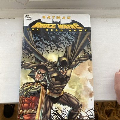 Batman, Bruce Wayne, The Road Home. DC Comics 2011