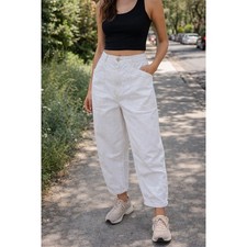 New Frye Barrel Jean Women Size 8 Bone High Rise Curved Leg Denim Pants