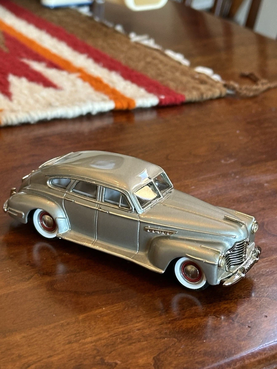 Voitures américaines 1/3: Western Models WMS Buick Invicta conv top up