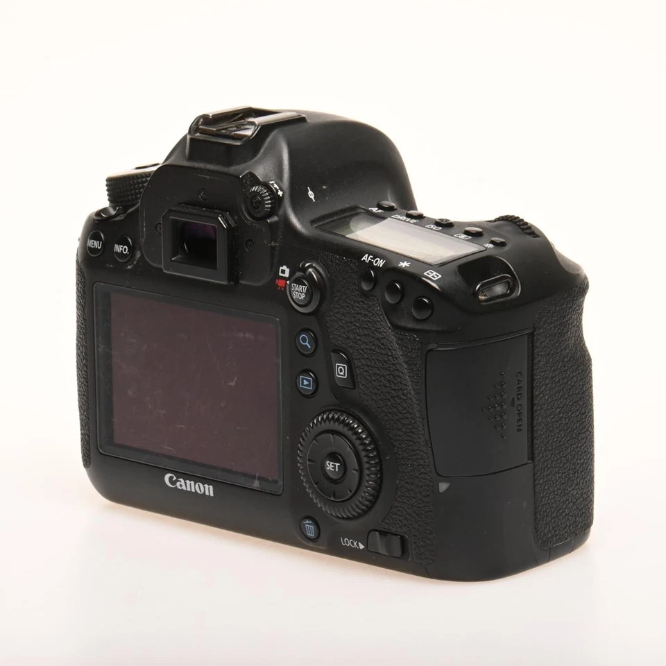 Canon EOS 6D (sensor de formato completo 20,2 MP) aprox. 63.000 unidades Cámara - Imagen 2 de 4