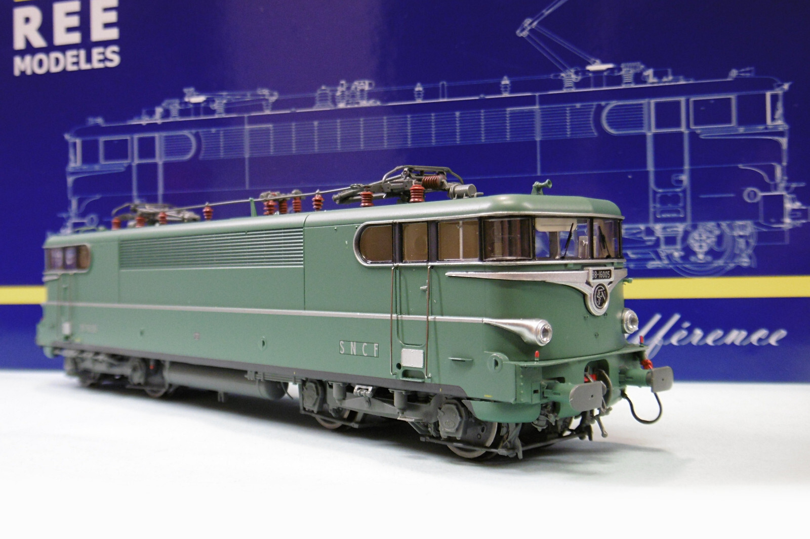 Locomotive HO BB 16005 REE pour composer vos trains de voyageurs
