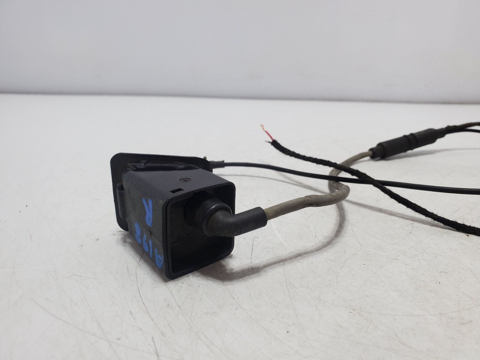 ✅ 2003-2012 OEM Bentley Continental GT GTC Rear View Reverse Camera W/ Cable