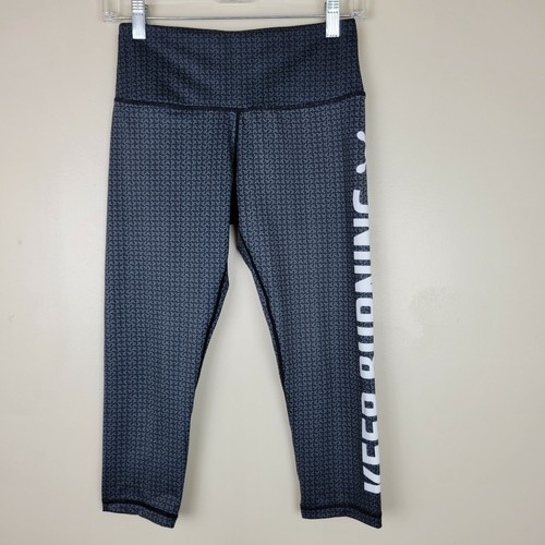 100% Yolon Fabric Gray Cropped Leggings 