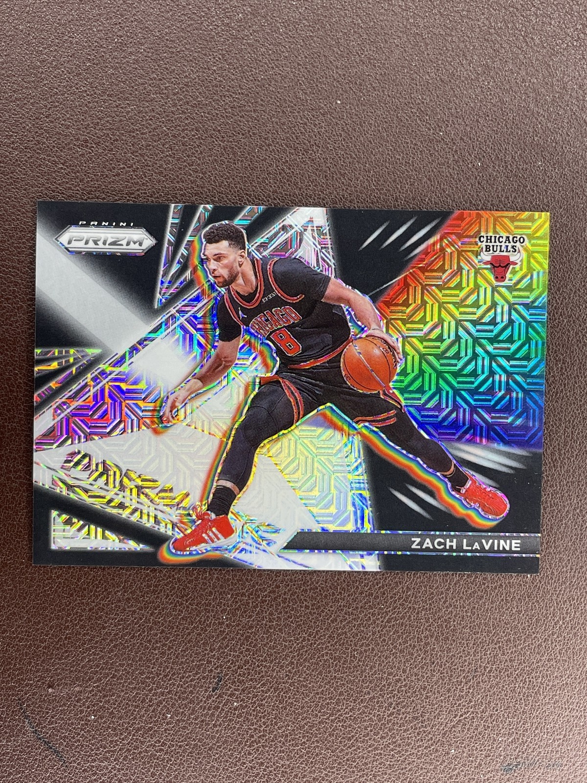 2021-22 Prizm Zach LaVine Prizmatic Mojo /25 Bulls LK225