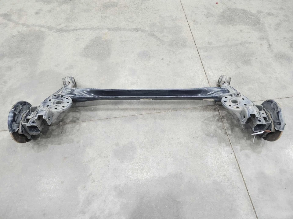 2019-2024 起亚 Forte 轿车后梁轴总成扭转轴原始设备制造商 55100M7000 — 第 2/4 张图片