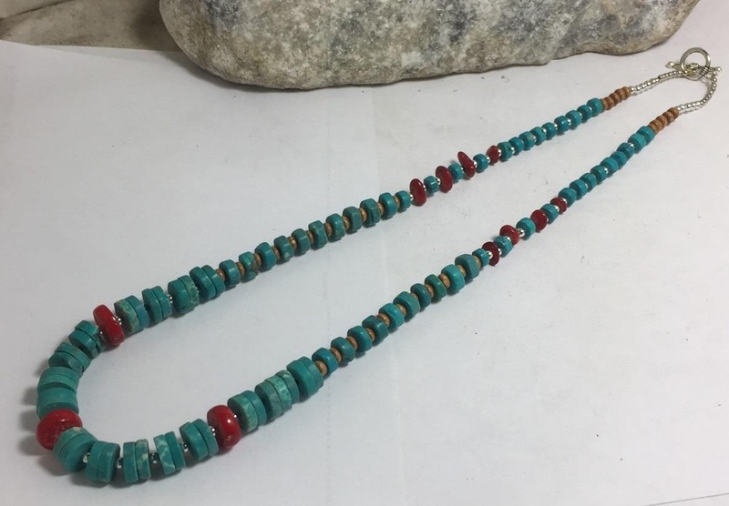 turquoise color Howlite stone necklace/21.5"/ $0.85 combine s/h fee(z556-w1.5)