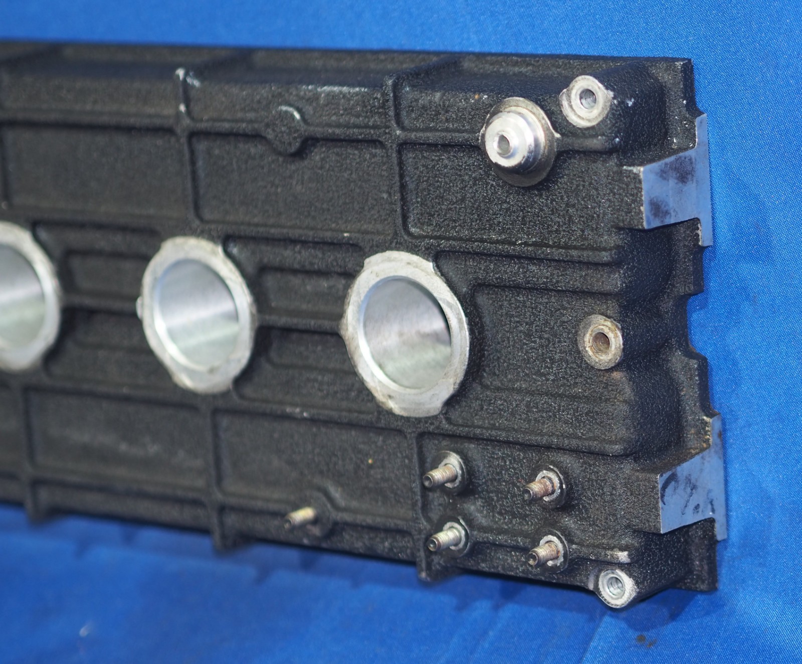 2001-2005 Lamborghini Murcielago 6.2L L535 Pre-LP Right Side Valve Cover OEM