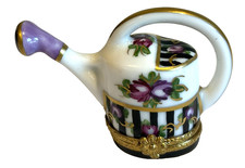 Limoges France Hand-Painted Porcelain Trinket Box with Floral Decoration and Cherub Clasp — listing 2
