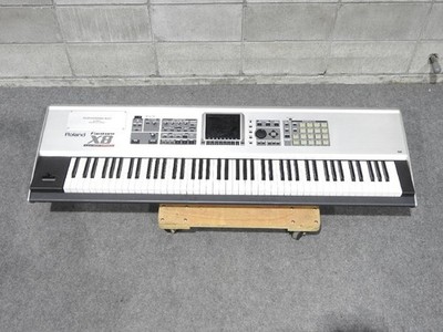 Roland Fantom X8 88 Keyboard Synthesizer Midi Workstation
