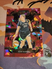 2024 Panini Select WNBA Kate Martin Pink Cracked Ice Prizm Rookie RC #22