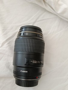 Canon EF 100mm F/2.8 USM Lens