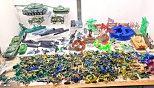 Vintage Army Men Lot -340 Army Men -16 Ships -21 Cowboys -6 Horses -8 Vehicles