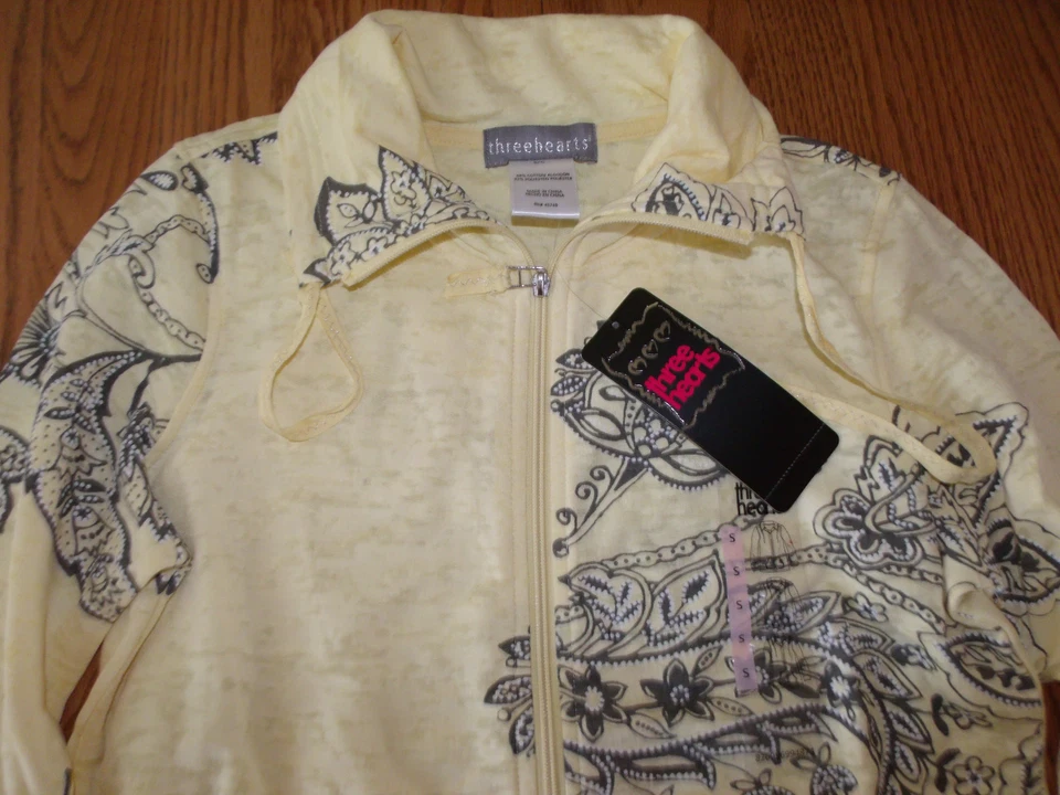 Jaqueta feminina nova com etiquetas relógio de sol amarelo três corações com zíper Burnout pequena $48 - Imagem 2 de 3