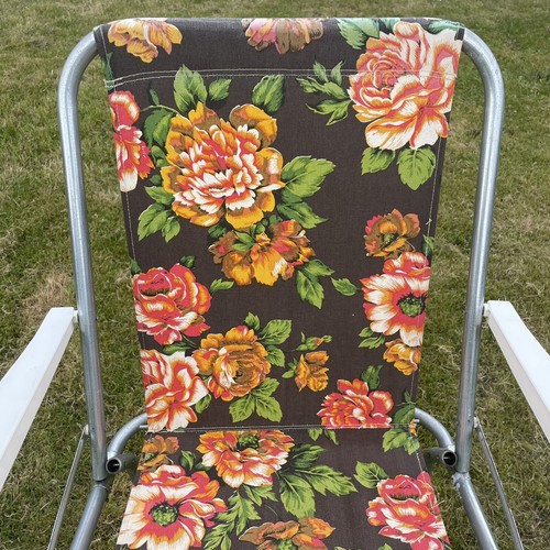 Vtg Folding Deck Chair 70s Floral Garden Camping Festival Seaside Campervan VW - Picture 2 of 18