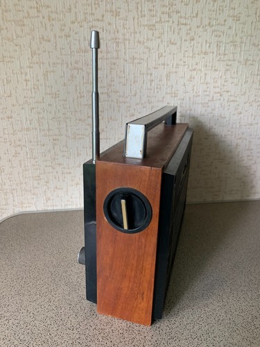 Rare Soviet radio transistor receiver Ocean 209 Horizon. Vintage USSR 60s. - Picture 6 of 22