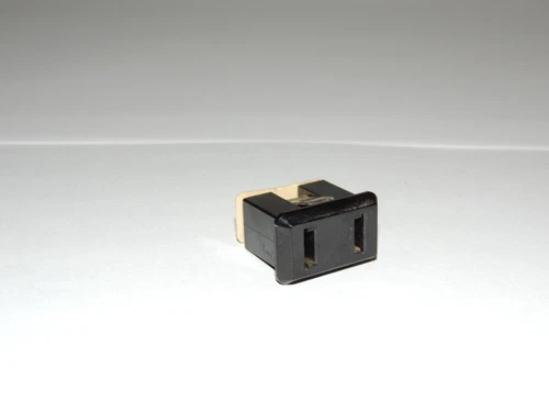 Sansui G-3000   External AC Outlet   2450060