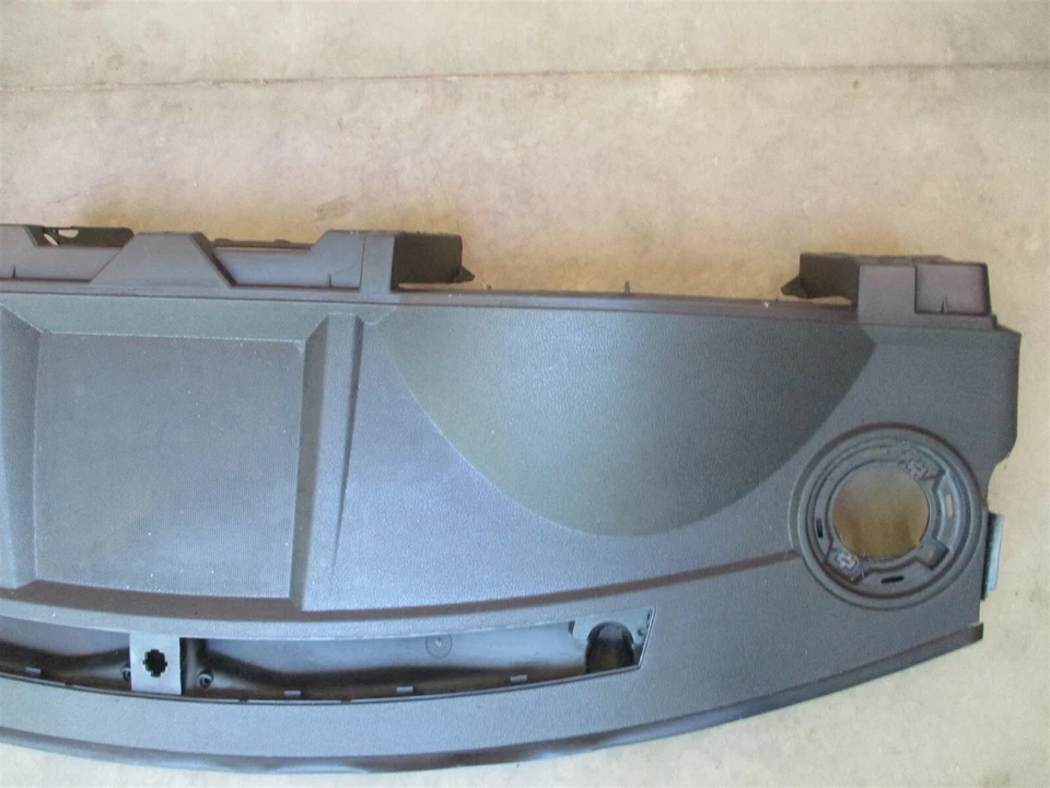 Panel de instrumentos superior gris oscuro Jeep Commander XK 2006-2007  Foto 4 de 4