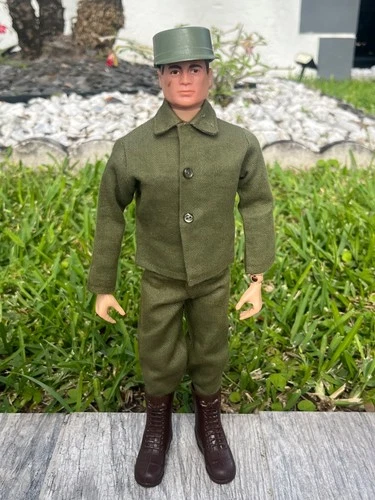 GIJOE 1964 Early  T.M.  Action Soldier slotted shoulders Ready for BOX-NICE!!