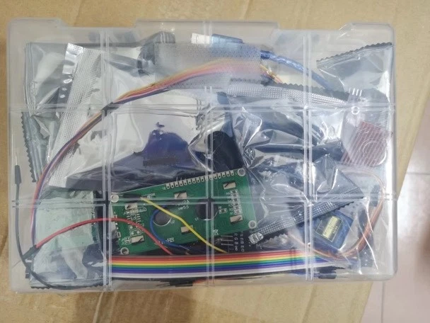 Kit ARDUINO Uno Complet - ARDUINO INCLUSE - 40 accessoires - Photo 4/4