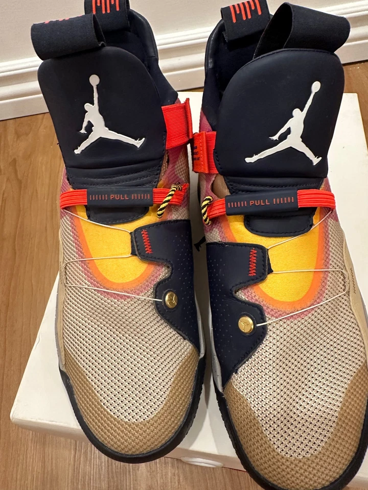  Air Jordan 33 Visible Utility - Size 8.5 / AQ8830-200 — 第 2/4 张图片