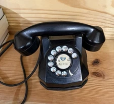 Automatic Electric Monophone Rotary Telephone Vintage, Black AE40. 1940s.