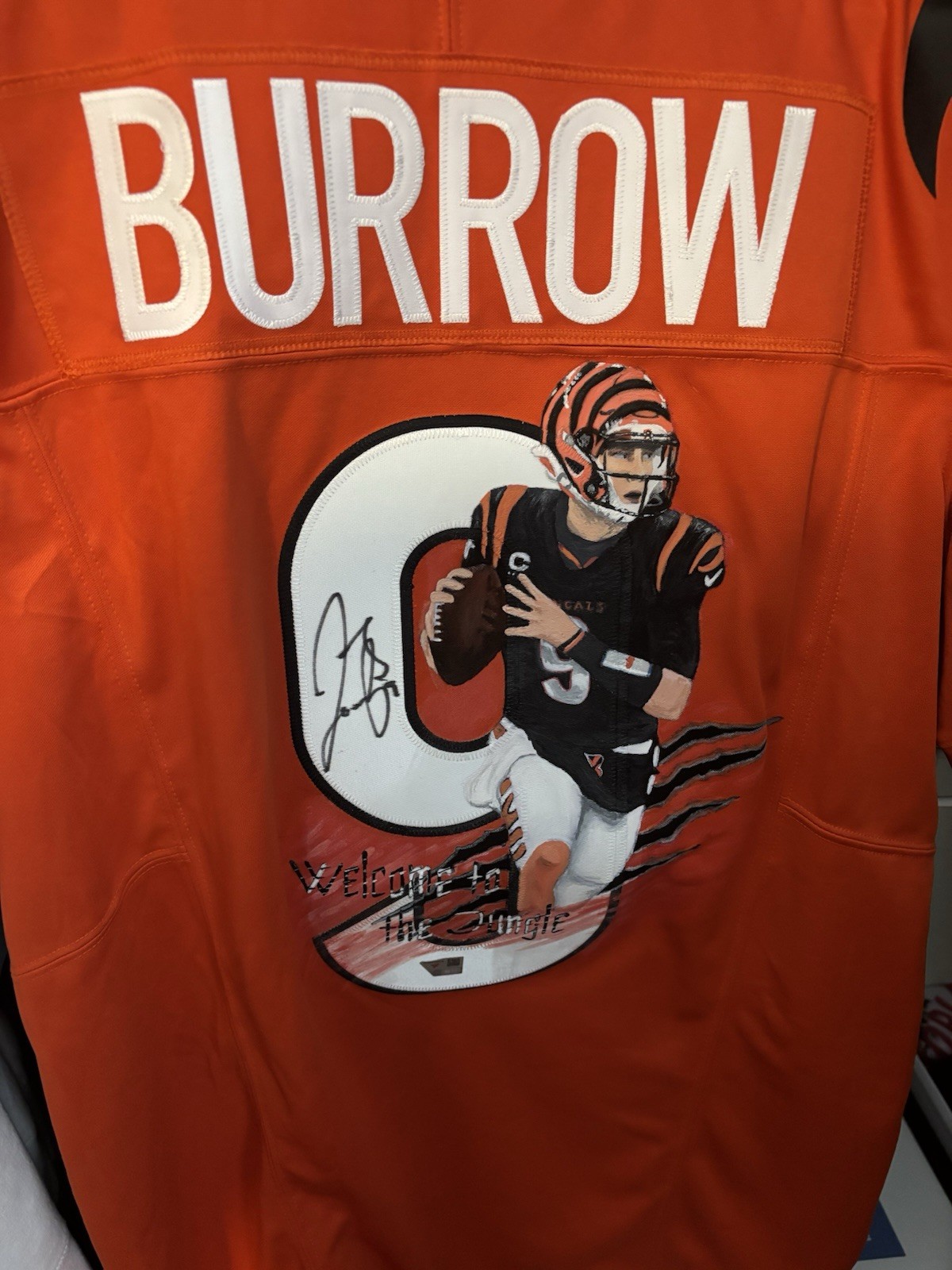 Joe Burrow Hand Painted 1/1Signed Jersey Fanatics