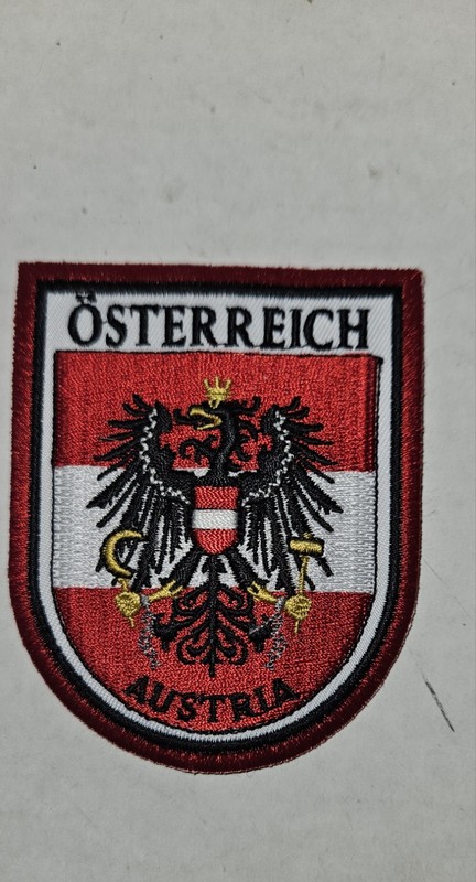 VTG  OSTERREICH AUSTRIA  EAGLE  FELT PATCH EMBROIDERED 