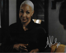 * AMANDA BRUGEL * signed 8x10 photo * DARK MATTER * COA *