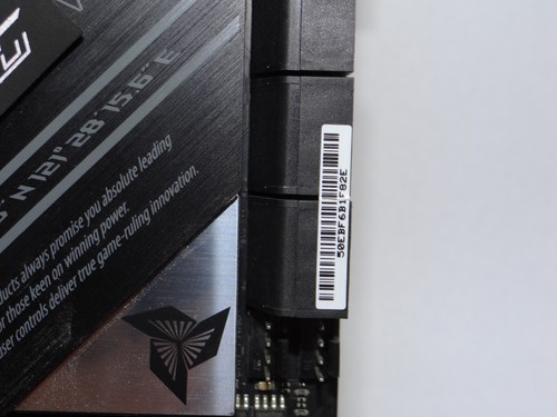 Asus ROG STRIX Z690-E GAMING WIFI ATX LGA1700 DDR5 Motherboard For Parts Read - Picture 4 of 15