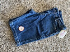 BRAND NEW GIRLS FADED GLORY MEDIUM WASH BLUE DENIM BERMUDA SHORTS