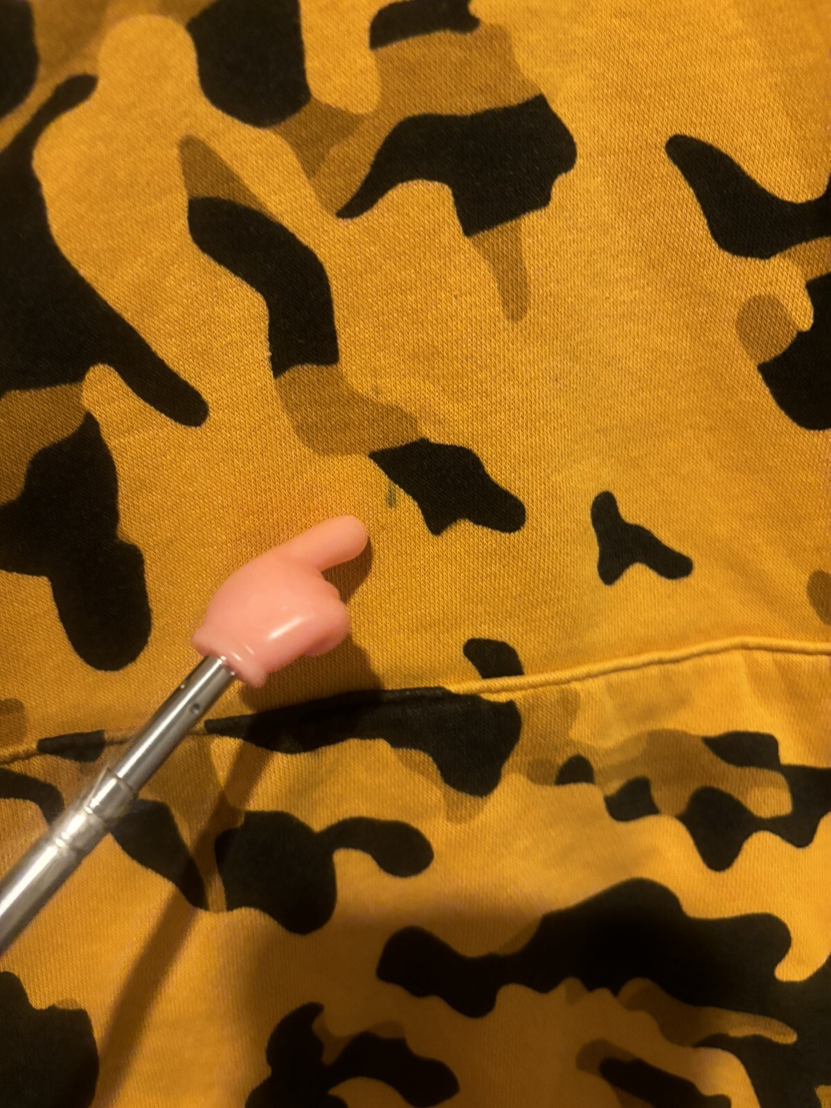 Under Armour Camo Boys Youth YXL Yellow Hoodie Sweatshirt Long Sleeve thumbnail 6