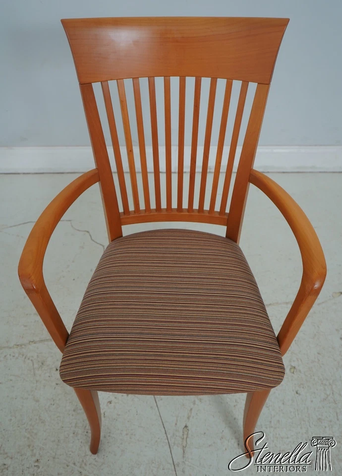 L644843EC: Juego de 12 sillas de comedor de diseño de estudio de cerezo A. Sibau Foto 3 de 4