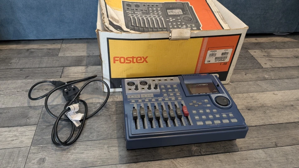 Fostex VF80 Digital Recorder ( without CD Burner ) boxed 8 track recorder - Image 4 of 4