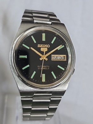 Herren Vintage Edelstahl Seiko 5 21 Jewels Day Date Automatik 7009 3130